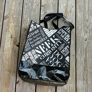 Lululemon medium size bag